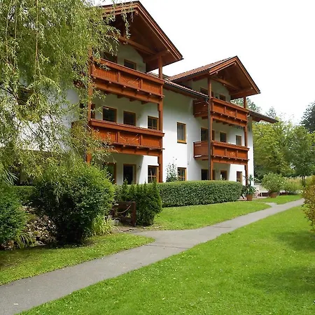 Aparthotel Alpenpark-3